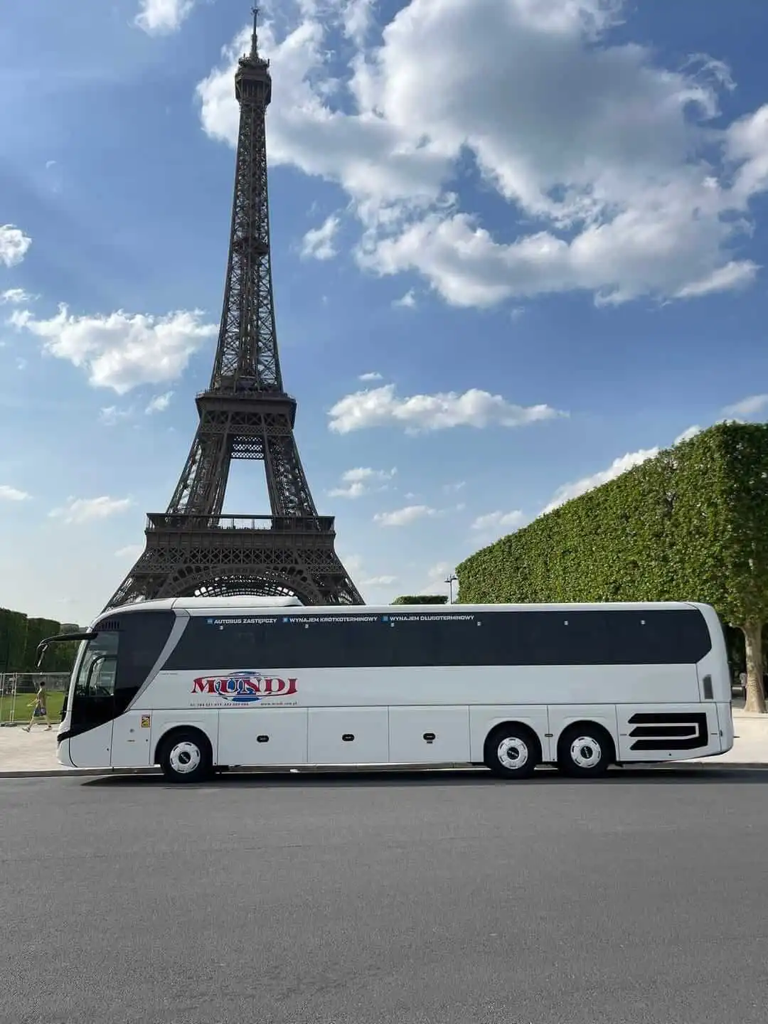 Autobus fimy Mundi - MAN WGM5627K - wynajem autokarów dolny śląs Mundi