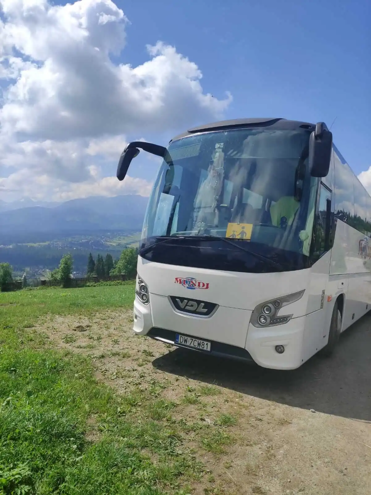 Autobus fimy Mundi - VDL - wynajem autokarów dolny śląsk Mundi