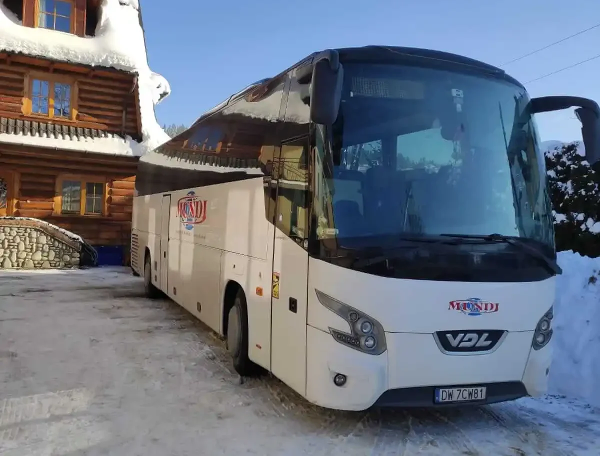 Autobus fimy Mundi - VDL - wynajem autokarów dolny śląsk Mundi